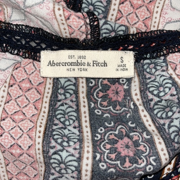 Womens top - Picture 4 of 4